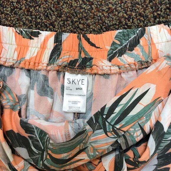 Skye  Tropical Leaf Print Pants - Picture 4 of 6